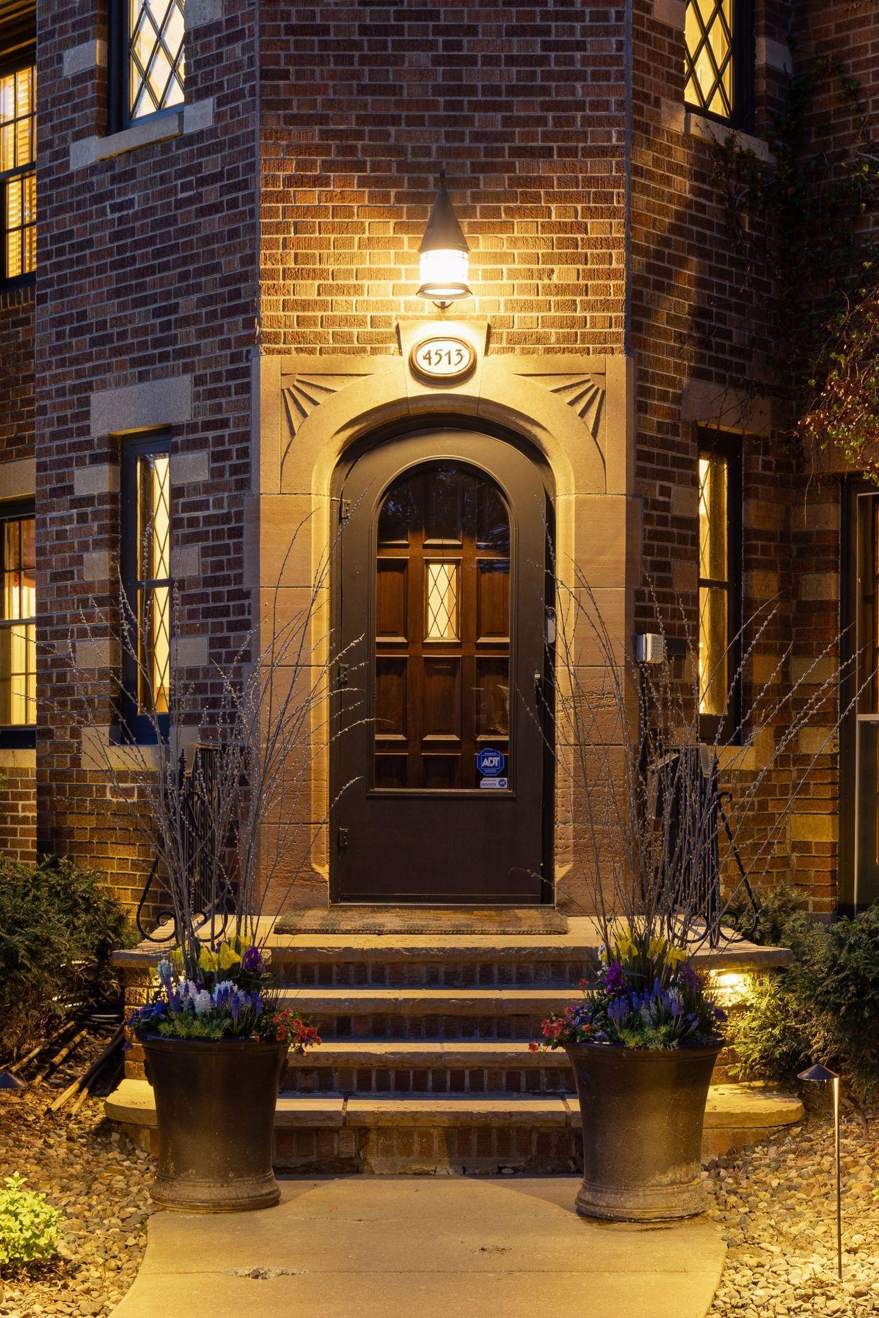 4513 Edina Boulevard