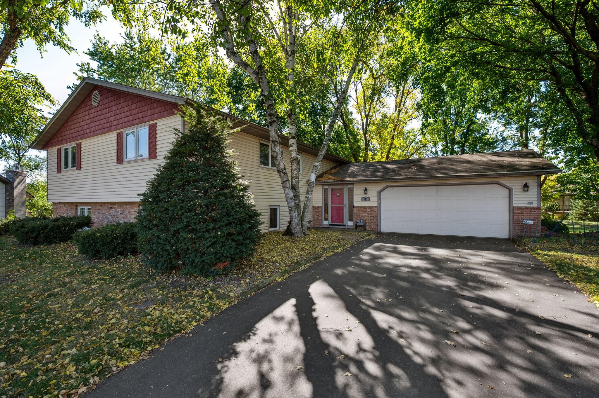 10521 Lake Fall Drive