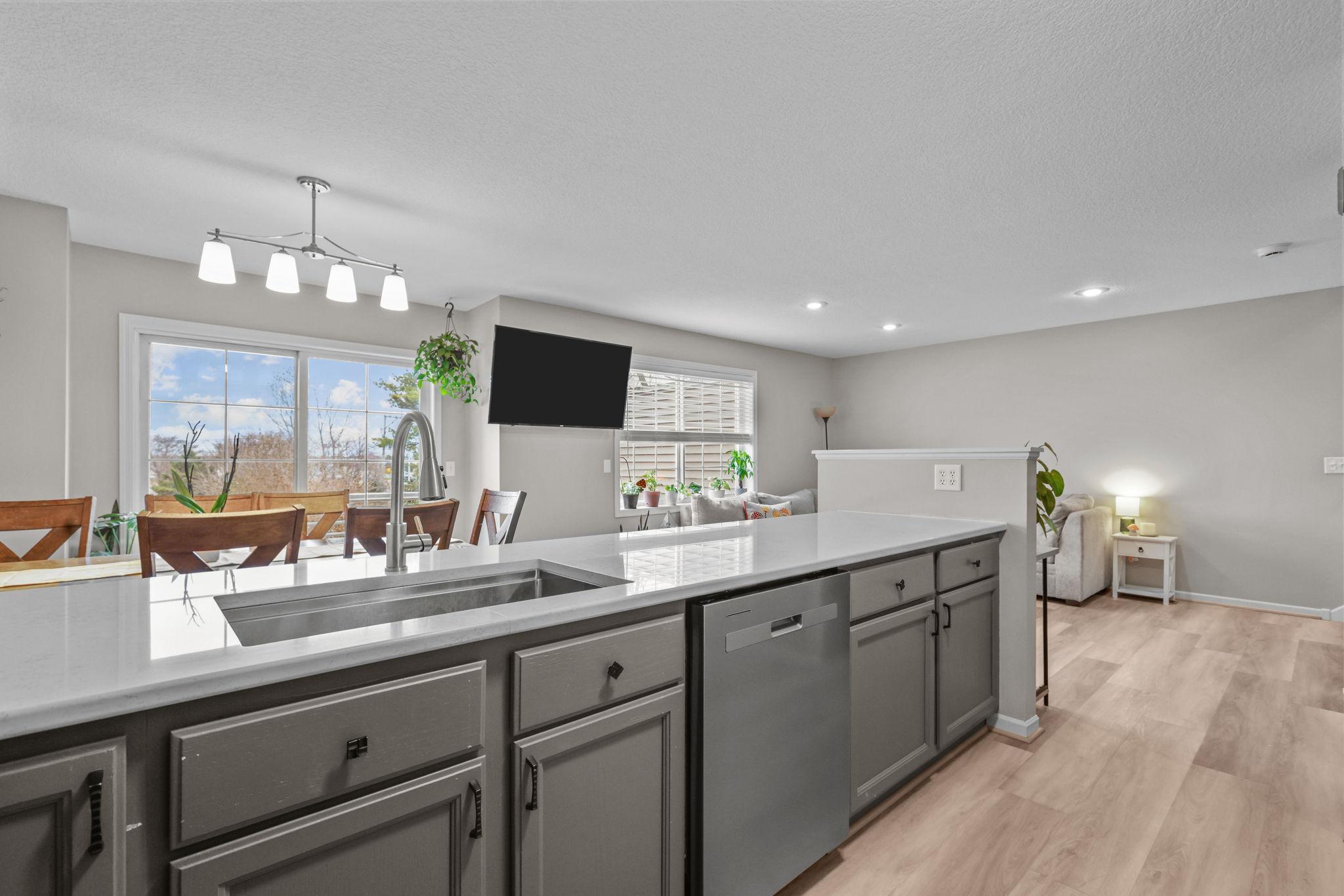 10902 Johnson Street NE