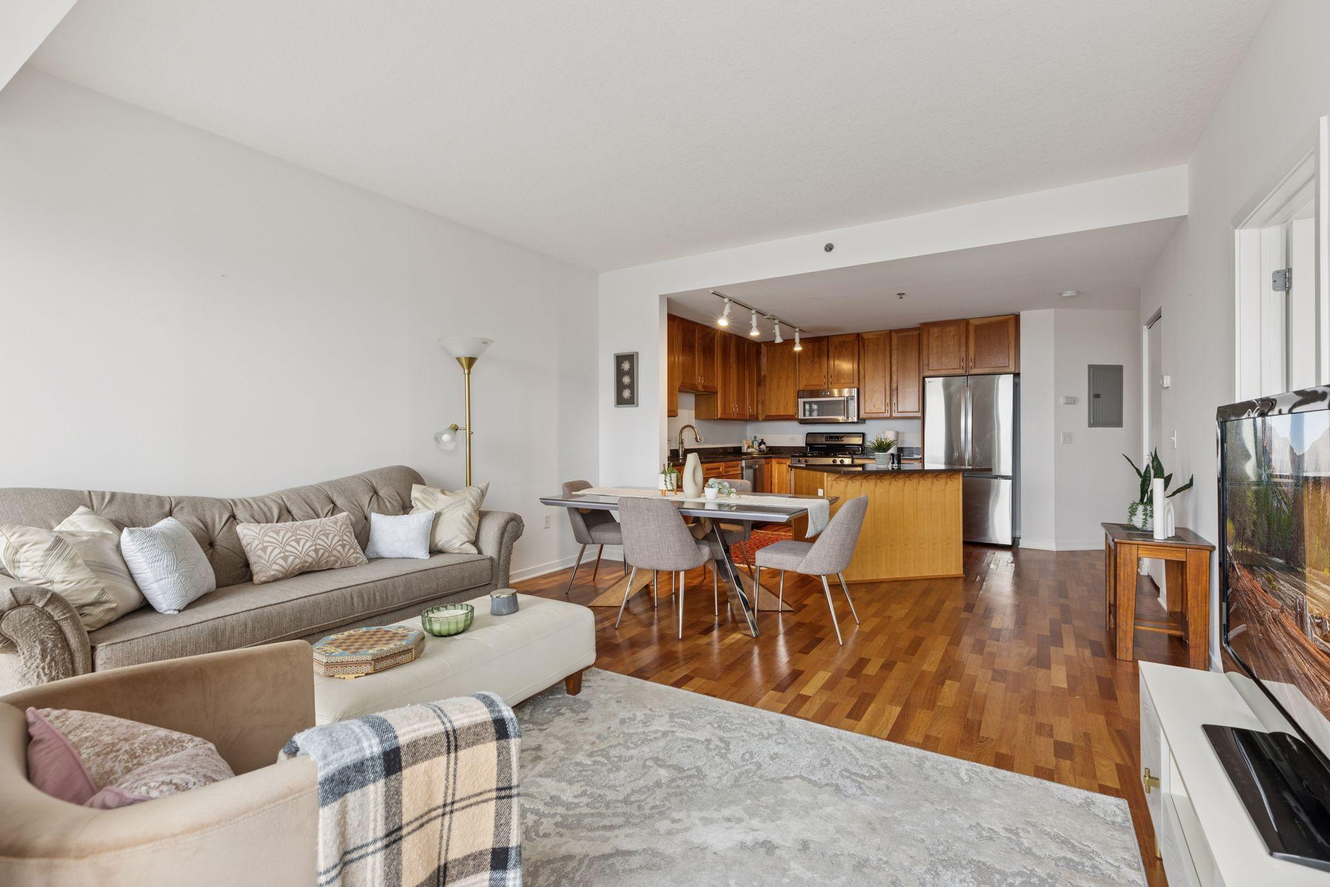 929 Portland Avenue 2209