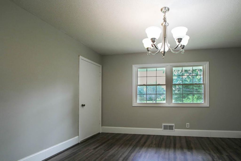 Photo of 8613 Zenith Road, Bloomington, MN 55431 (MLS # 7092139)
