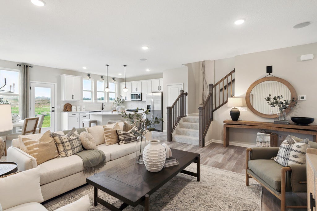 Photo of 14928 Avondale View, Rosemount, MN 55068 (MLS # 7147375)