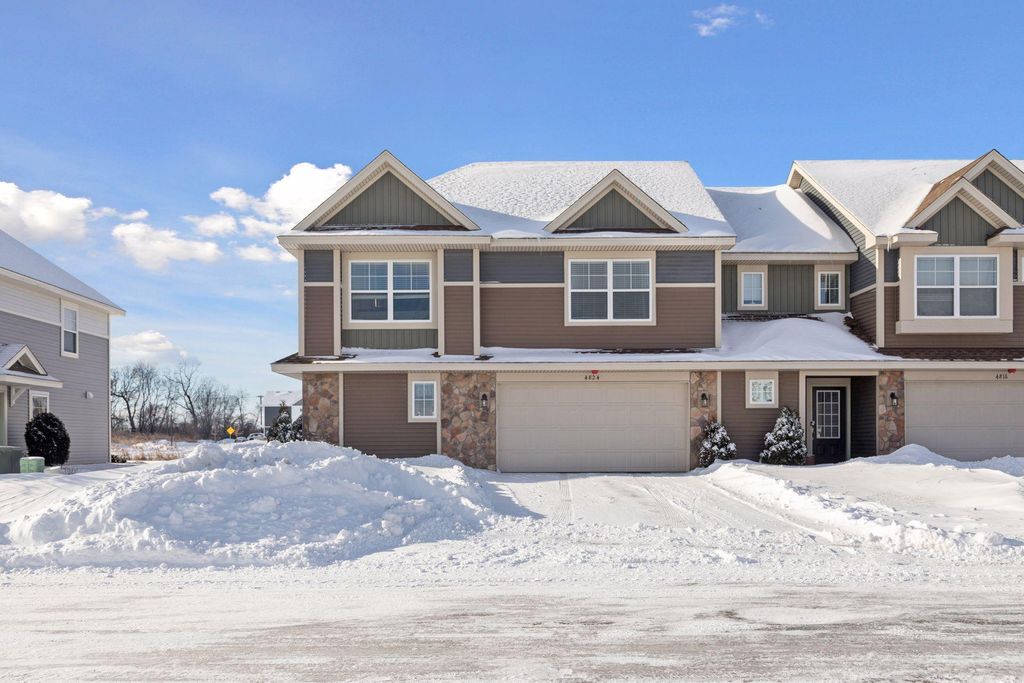 Photo of 4824 Martingale Drive, Woodbury, MN 55129 (MLS # 7002961)