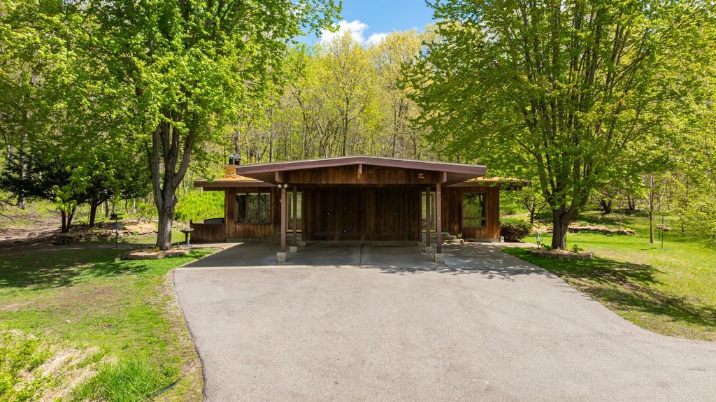 Photo of 715 Alpine Lane, Holmen, WI 54636 (MLS # 7066601)