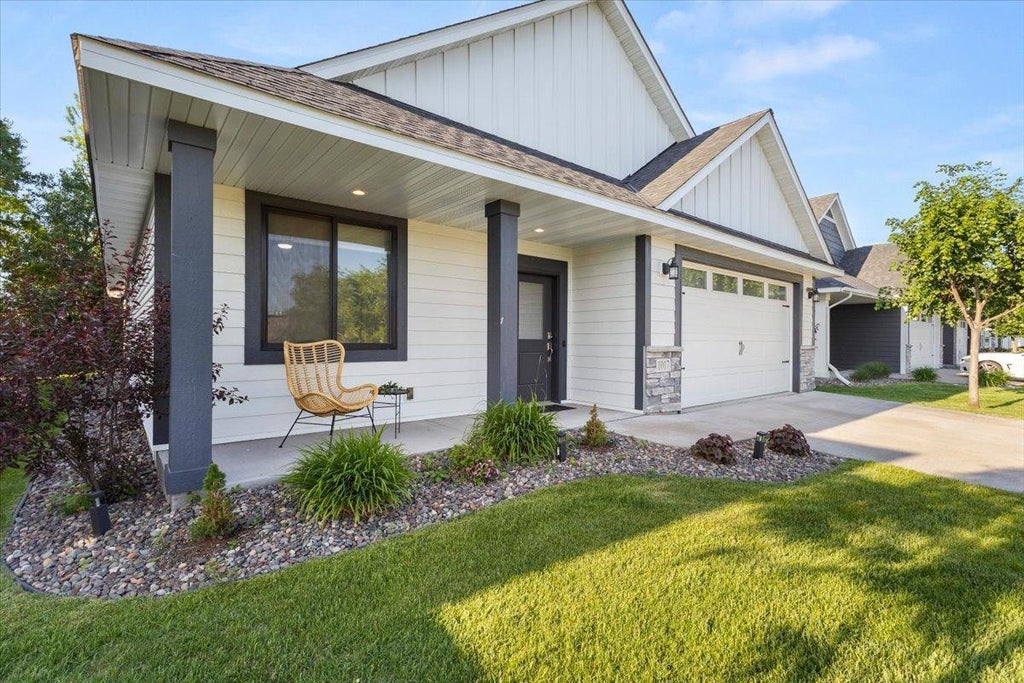 Photo of 1017 109th Court NE, Blaine, MN 55434 (MLS # 7072107)