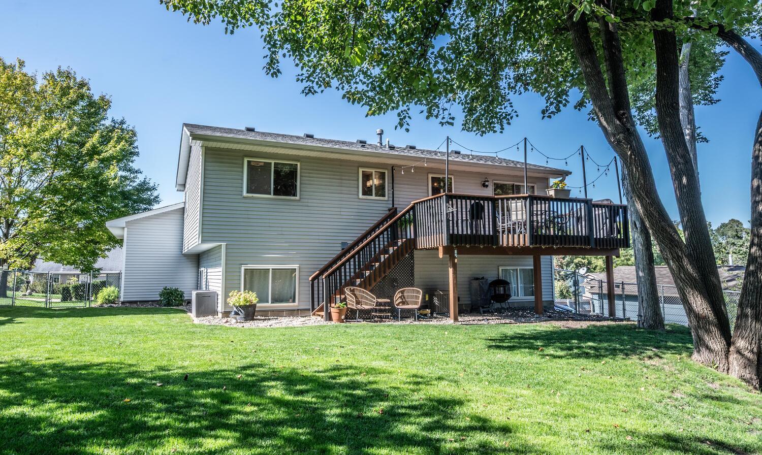 13471 Yosemite Avenue S