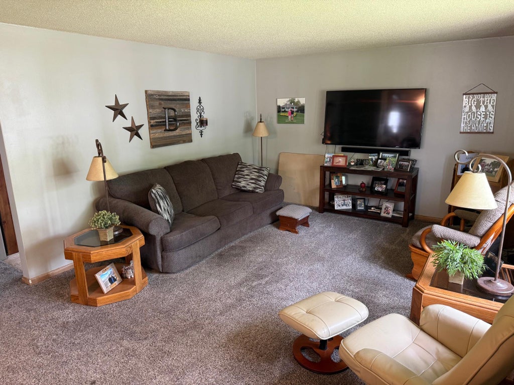 Photo of 309 7th Avenue NE, Roseau, MN 56751 (MLS # 7097257)