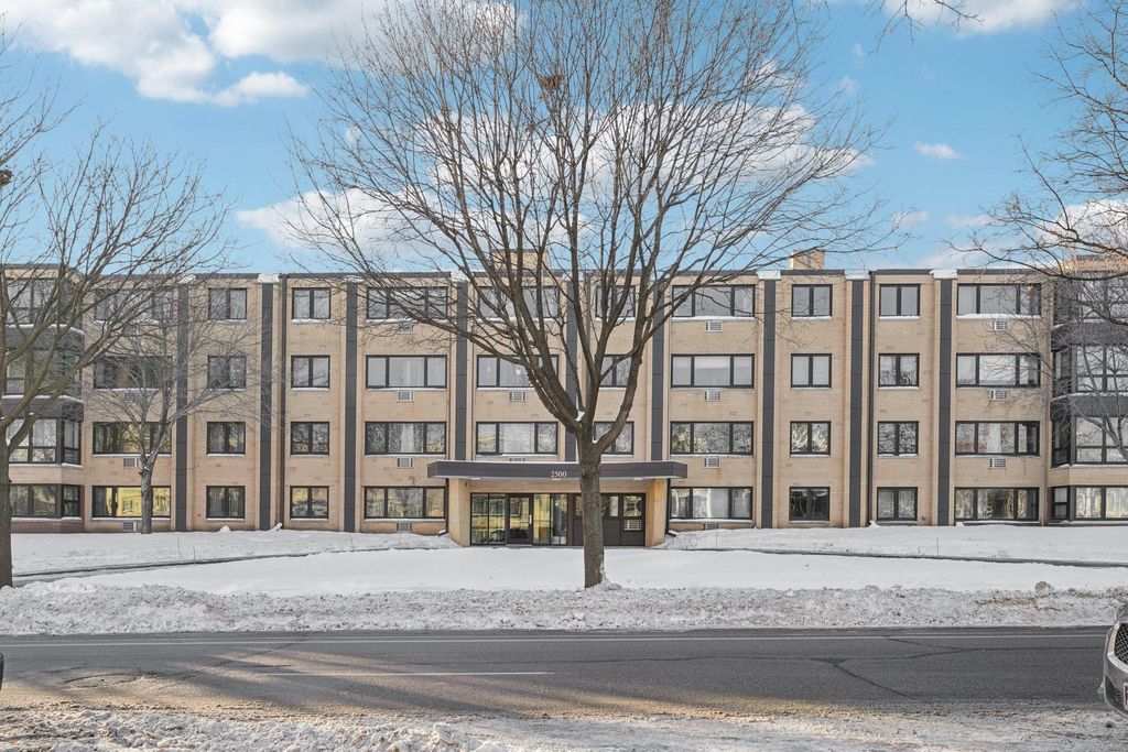 Photo of 2500 Blaisdell Avenue #211, Minneapolis, MN 55404 (MLS # 7000246)