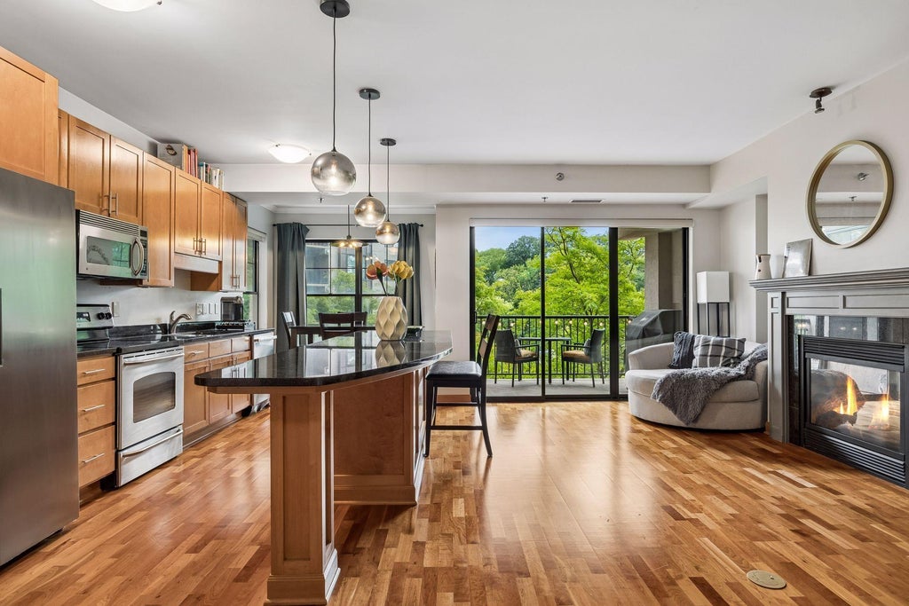 Photo of 317 Groveland Avenue #311, Minneapolis, MN 55403 (MLS # 7154475)