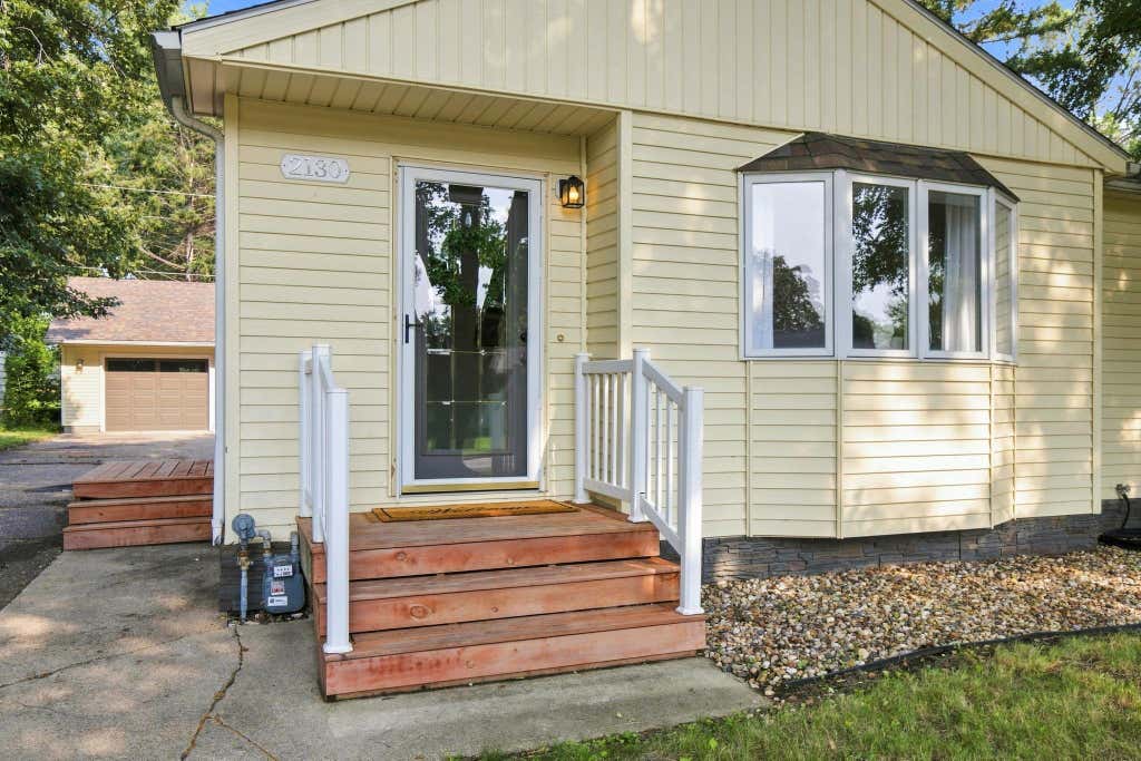 Photo of 2130 Grand Avenue, Albert Lea, MN 56007 (MLS # 7115063)