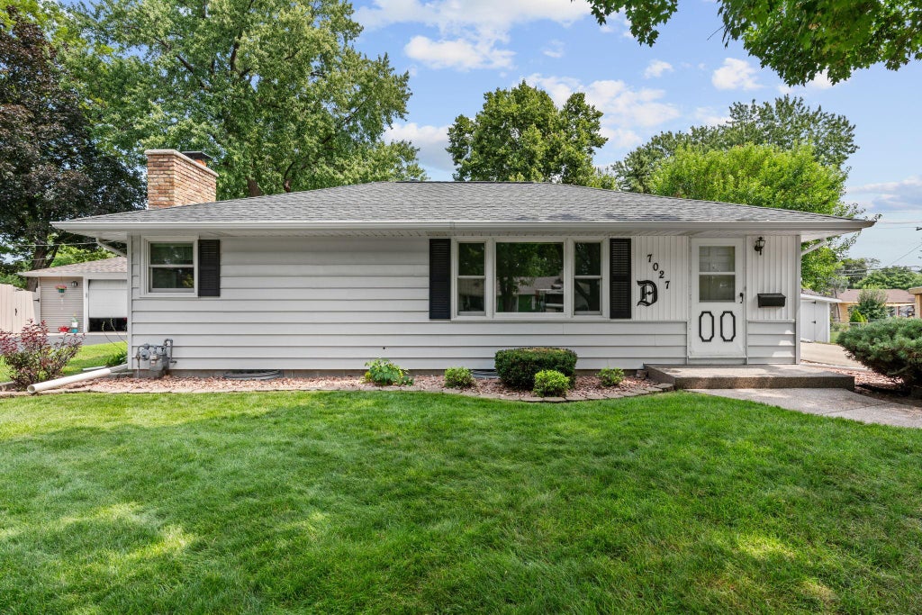 Photo of 7027 13th Avenue S, Richfield, MN 55423 (MLS # 7150846)