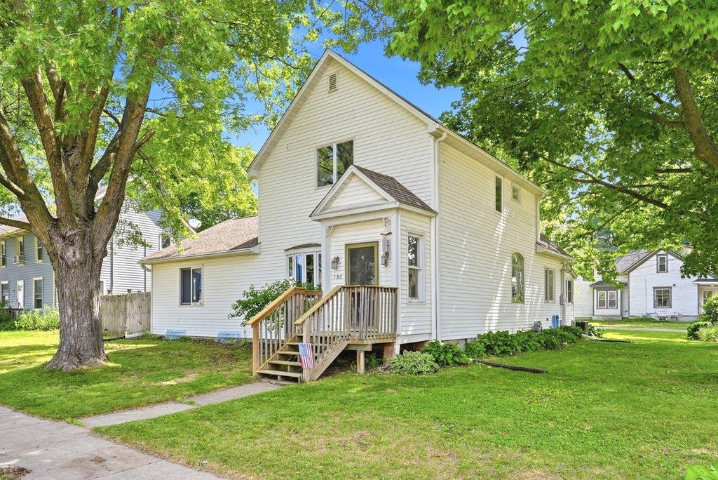Photo of 180 S Plum Street, Ellsworth, WI 54011 (MLS # 7095396)