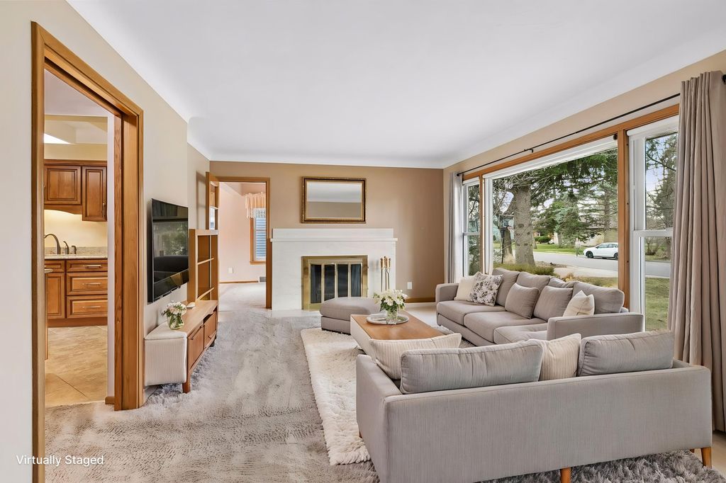 Photo of 1914 Holton Street, Roseville, MN 55113 (MLS # 7043192)