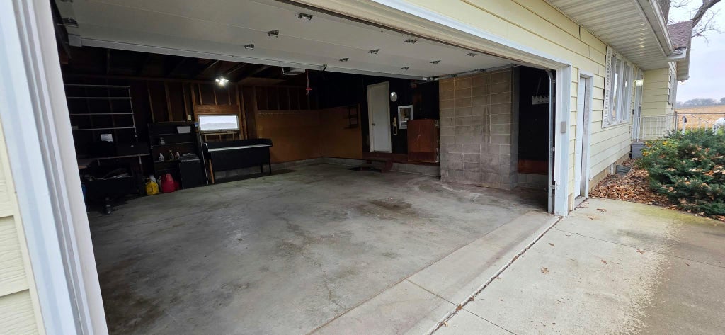Photo of 14222 765th Avenue, Albert Lea, MN 56007 (MLS # 7166894)