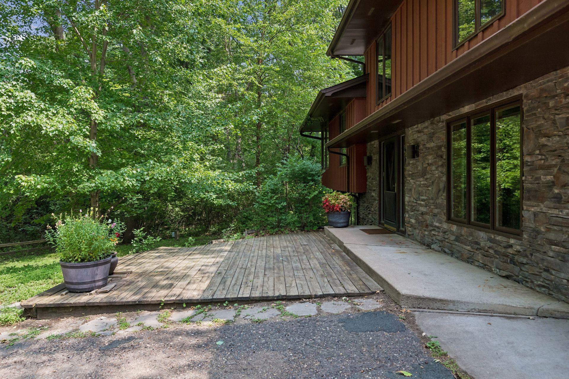 34 N Oaks Road