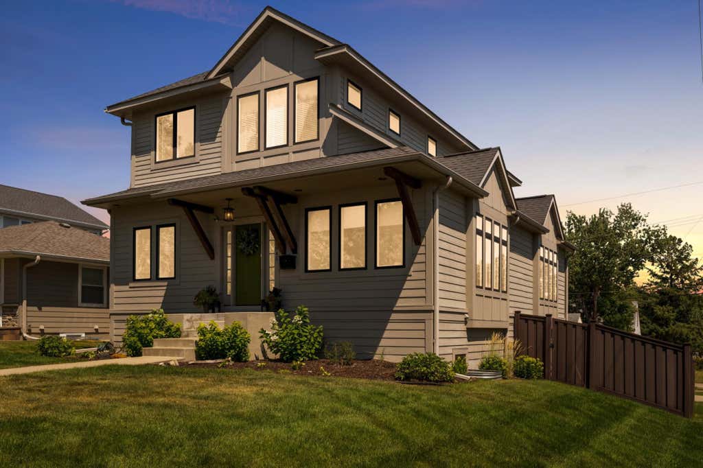 Photo of 5845 York Avenue S, Edina, MN 55410 (MLS # 7089835)