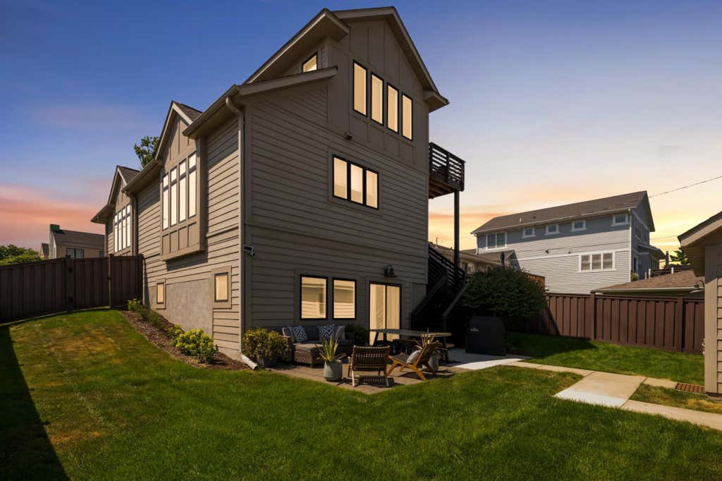 Photo of 5845 York Avenue S, Edina, MN 55410 (MLS # 7089835)