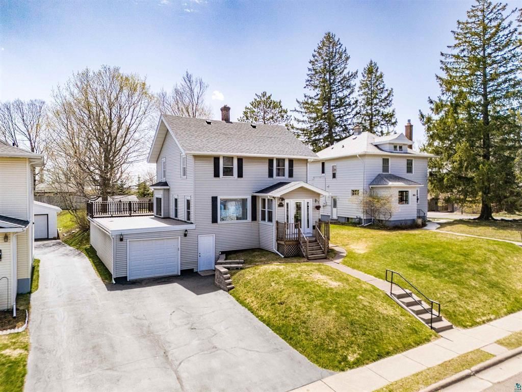 Photo of 244 W Faribault Street, Duluth, MN 55803 (MLS # 7076443)