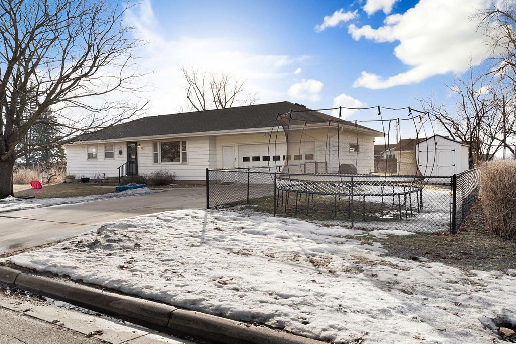 Photo of 1103 18th Street NE, Austin, MN 55912 (MLS # 7021278)