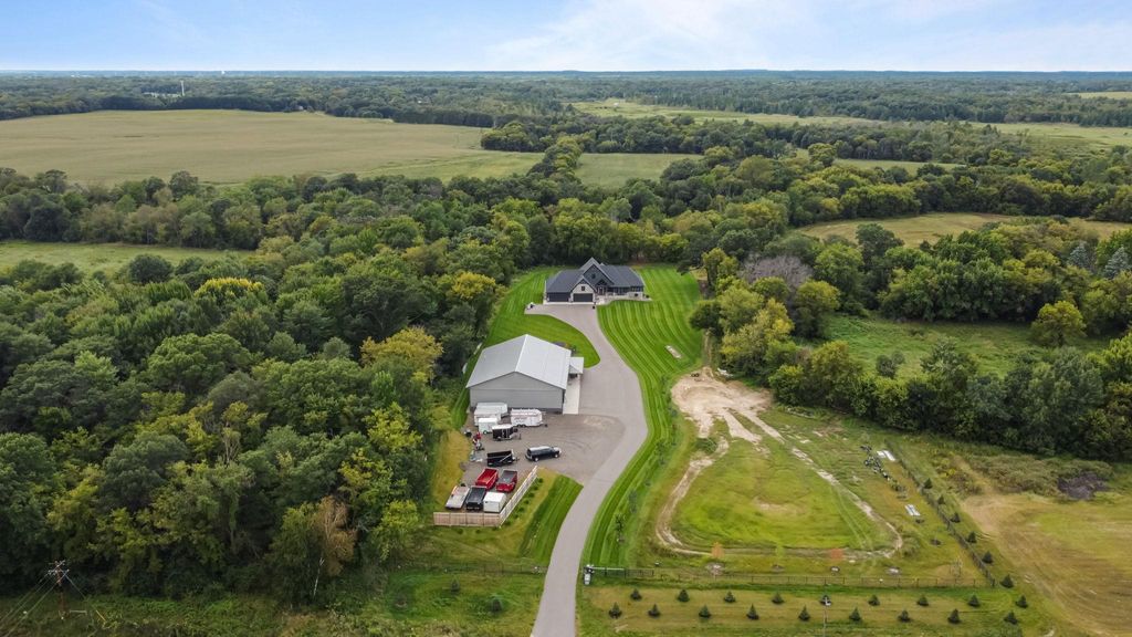 Photo of 18540 Flamingo Street NW, Cedar, MN 55011 (MLS # 7078011)