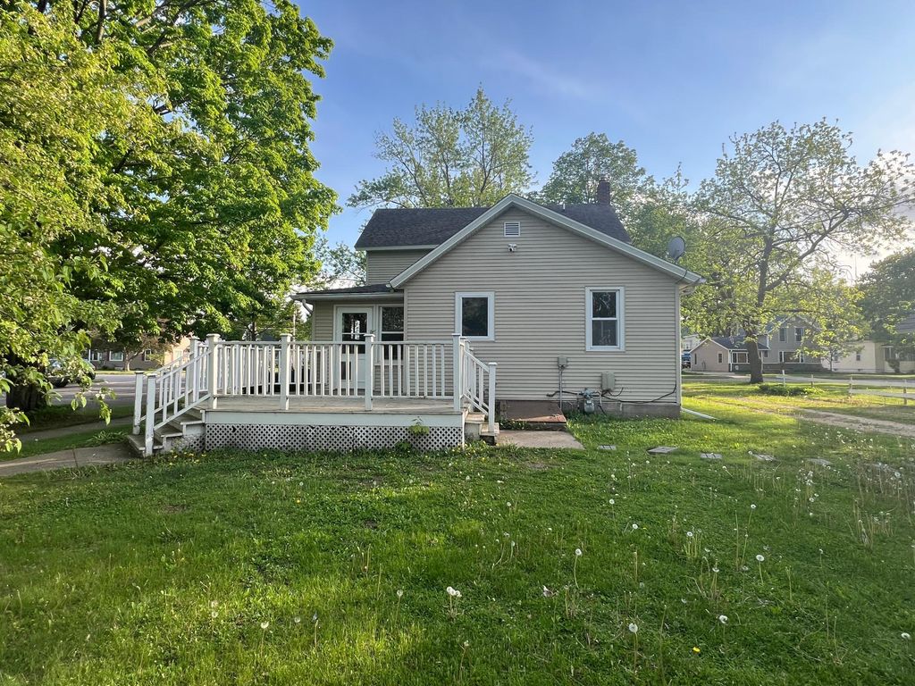 Photo of 536 Gambia Avenue, Wabasha, MN 55981 (MLS # 7082668)