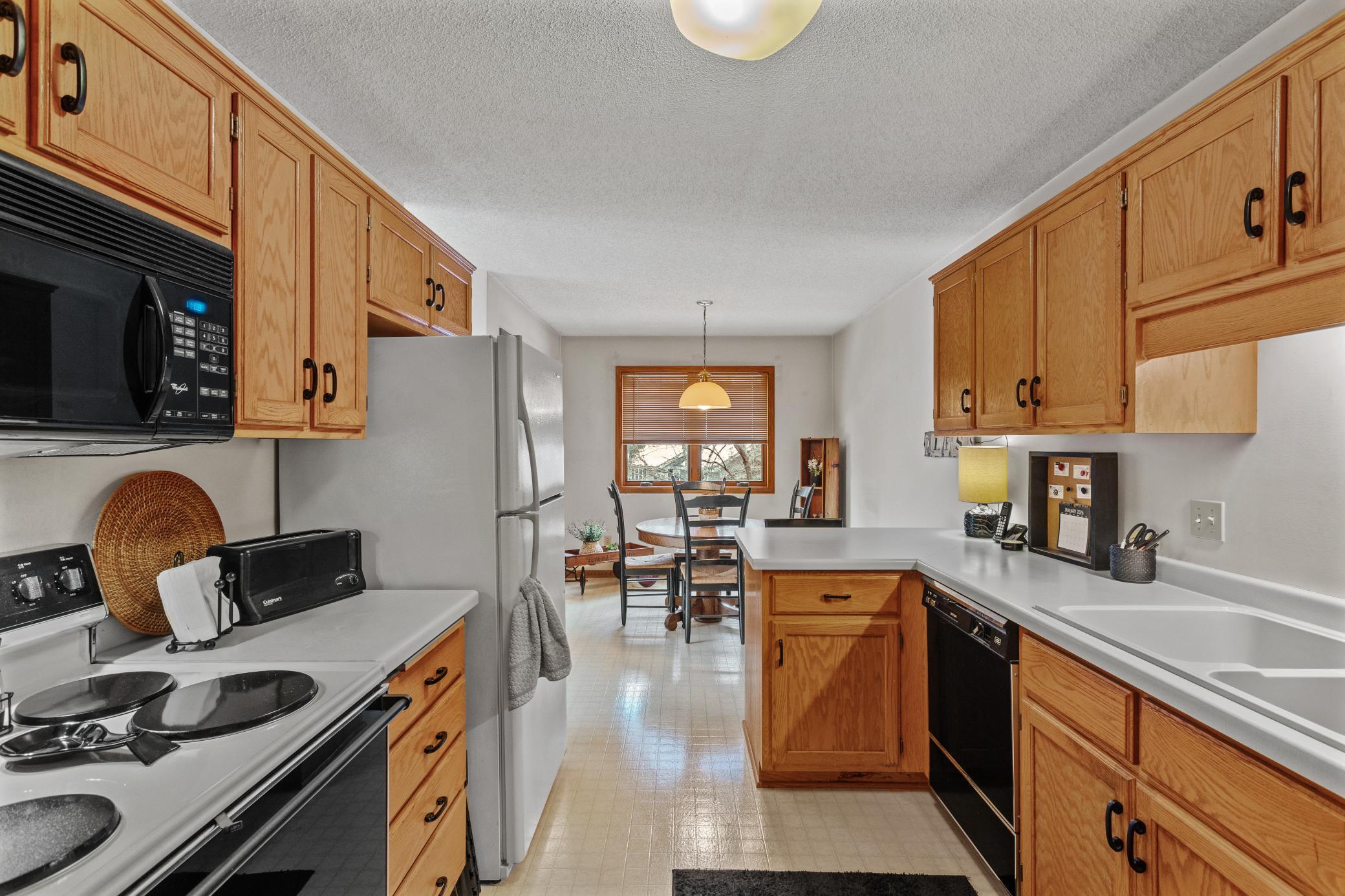 2559 Sumac Circle
