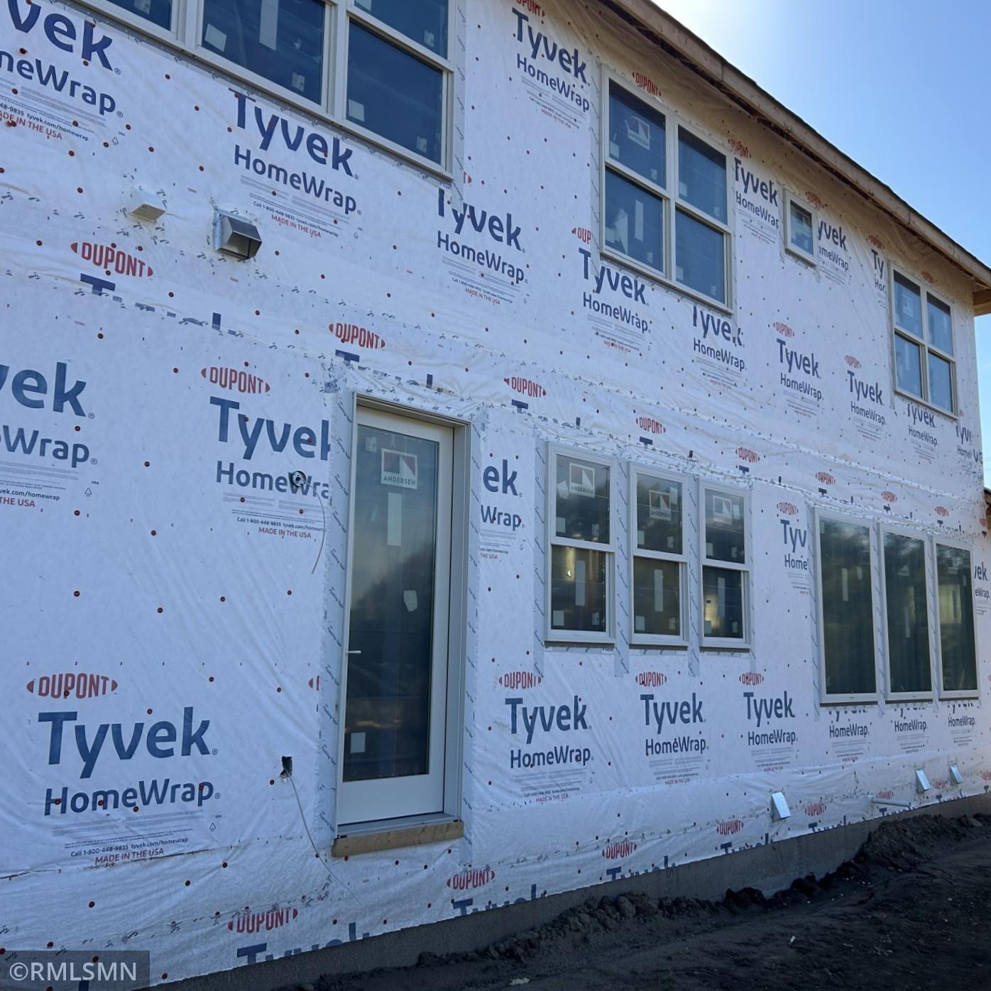 5801 Century Ridge