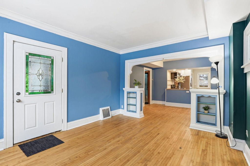 Photo of 4024 Emerson Avenue N, Minneapolis, MN 55412 (MLS # 6678216)