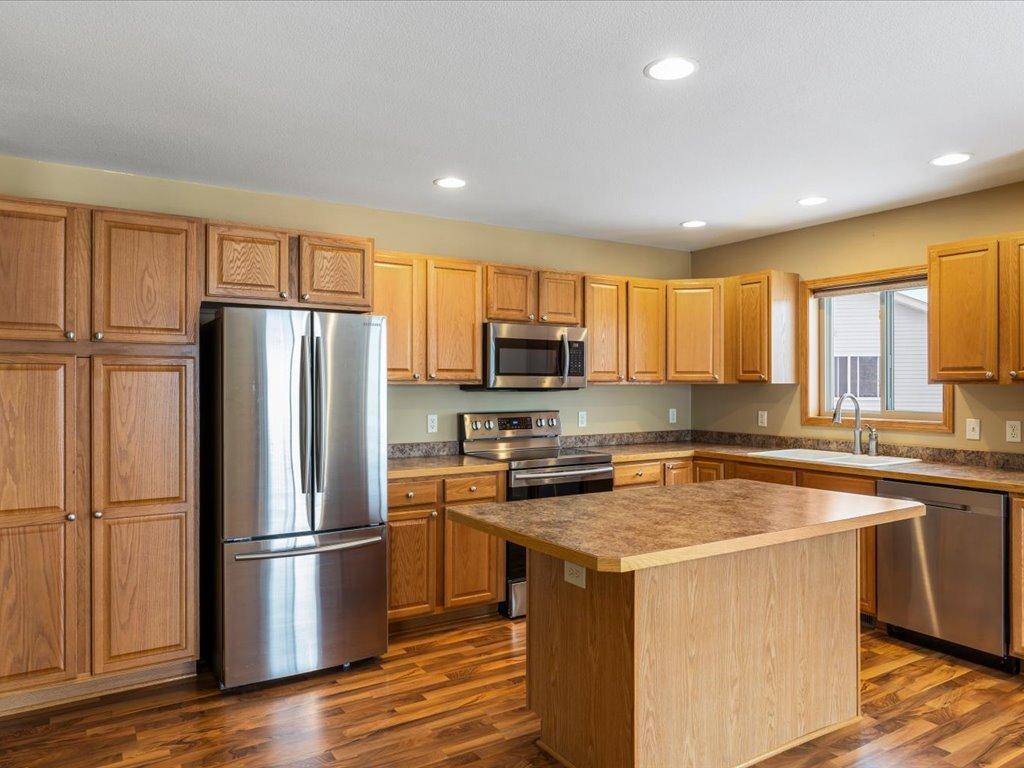 15273 Clearview Lane