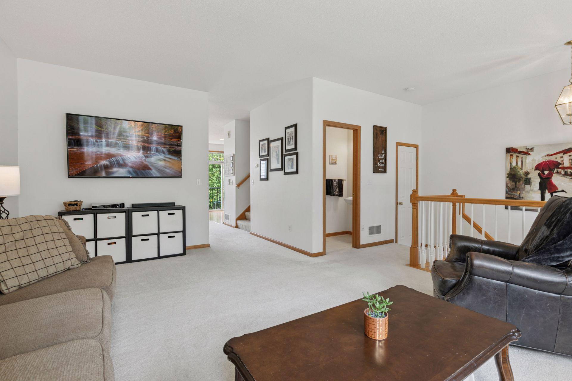 15823 Freedom Lane