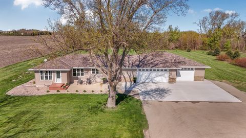 Photo of 79275 County Road 16, Hector, MN 55342 (MLS # 7068598)