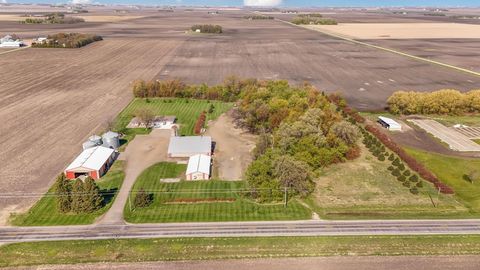 Photo of 79275 County Road 16, Hector, MN 55342 (MLS # 7068598)