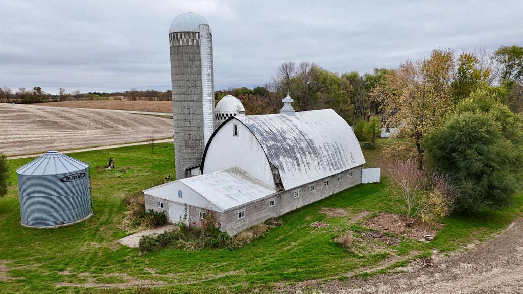 Photo of 74998 CSAH 21, Dassel, MN 55325 (MLS # 7161773)
