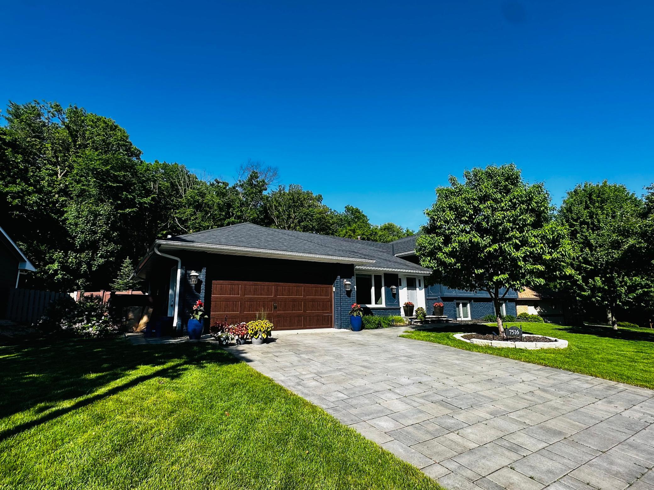 7516 W 84th Street
