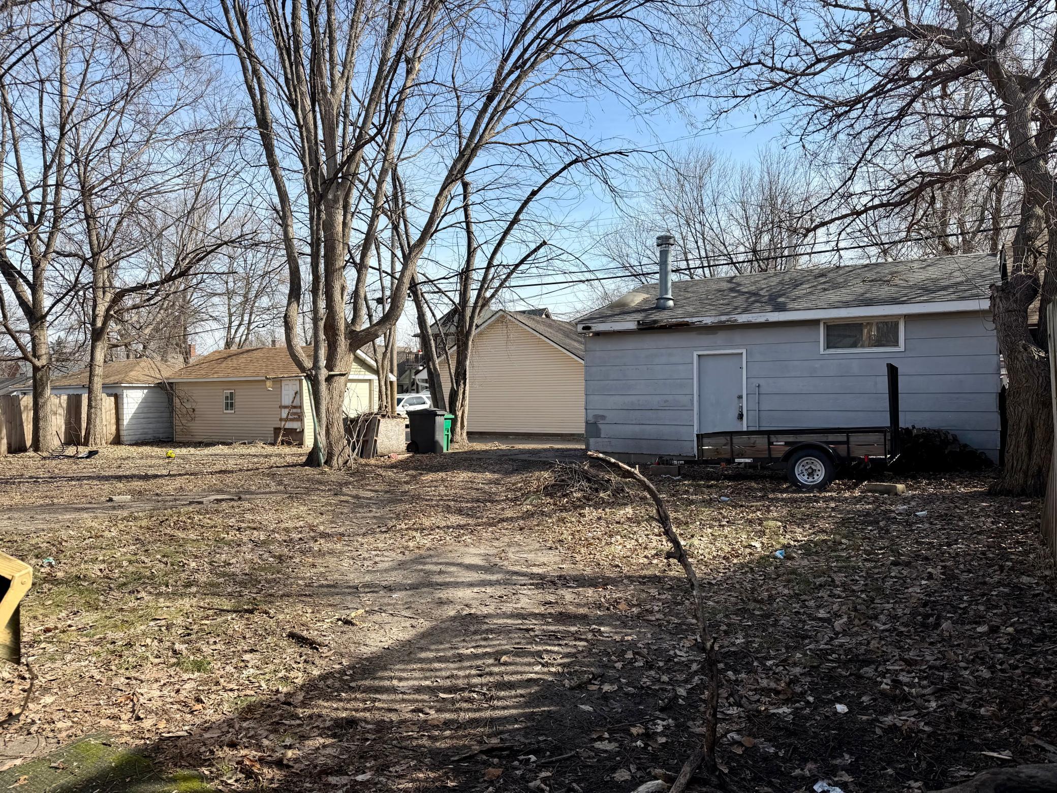 3906 Emerson Avenue N