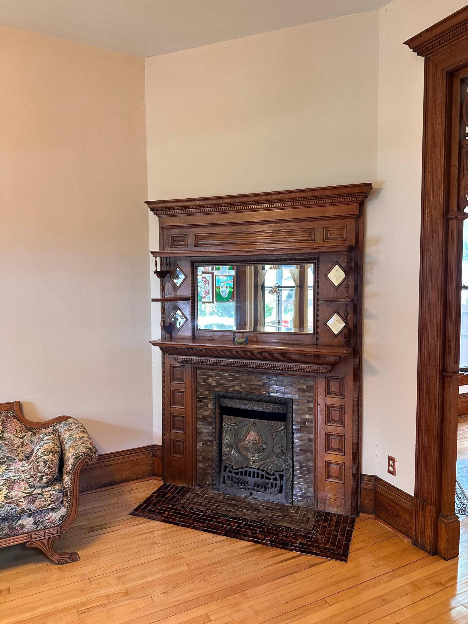 957 Ashland Avenue
