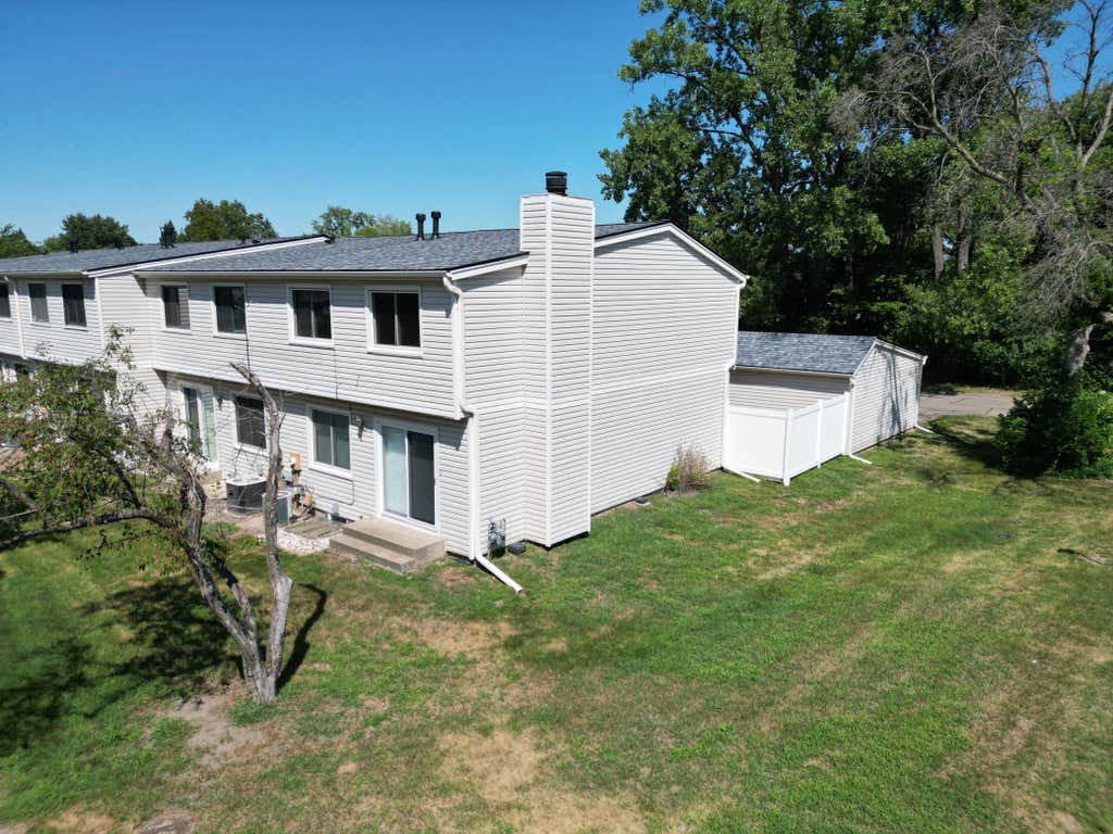Photo of 7640 Hampshire Avenue N, Brooklyn Park, MN 55428 (MLS # 7124657)