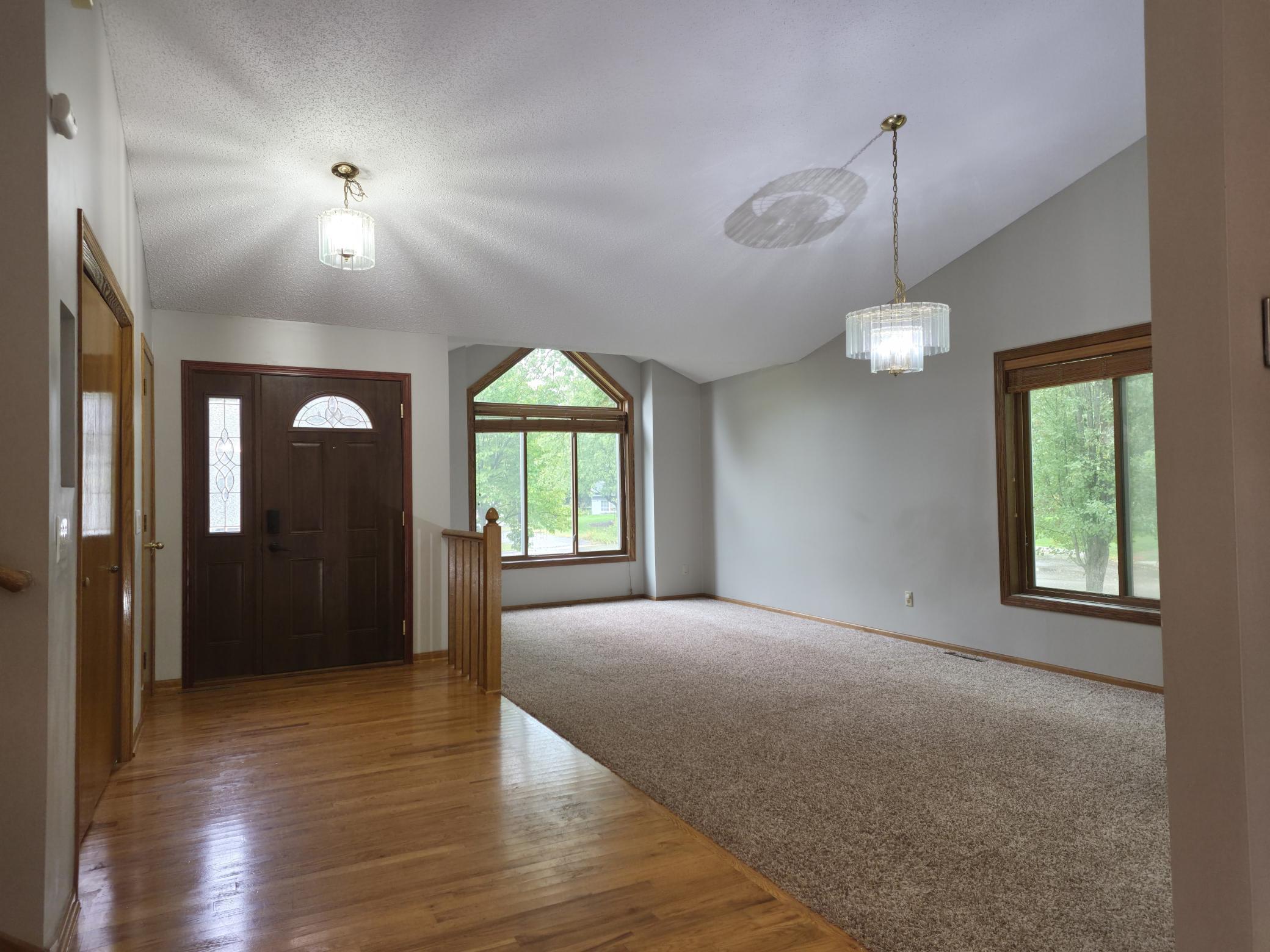 1621 Knox Circle