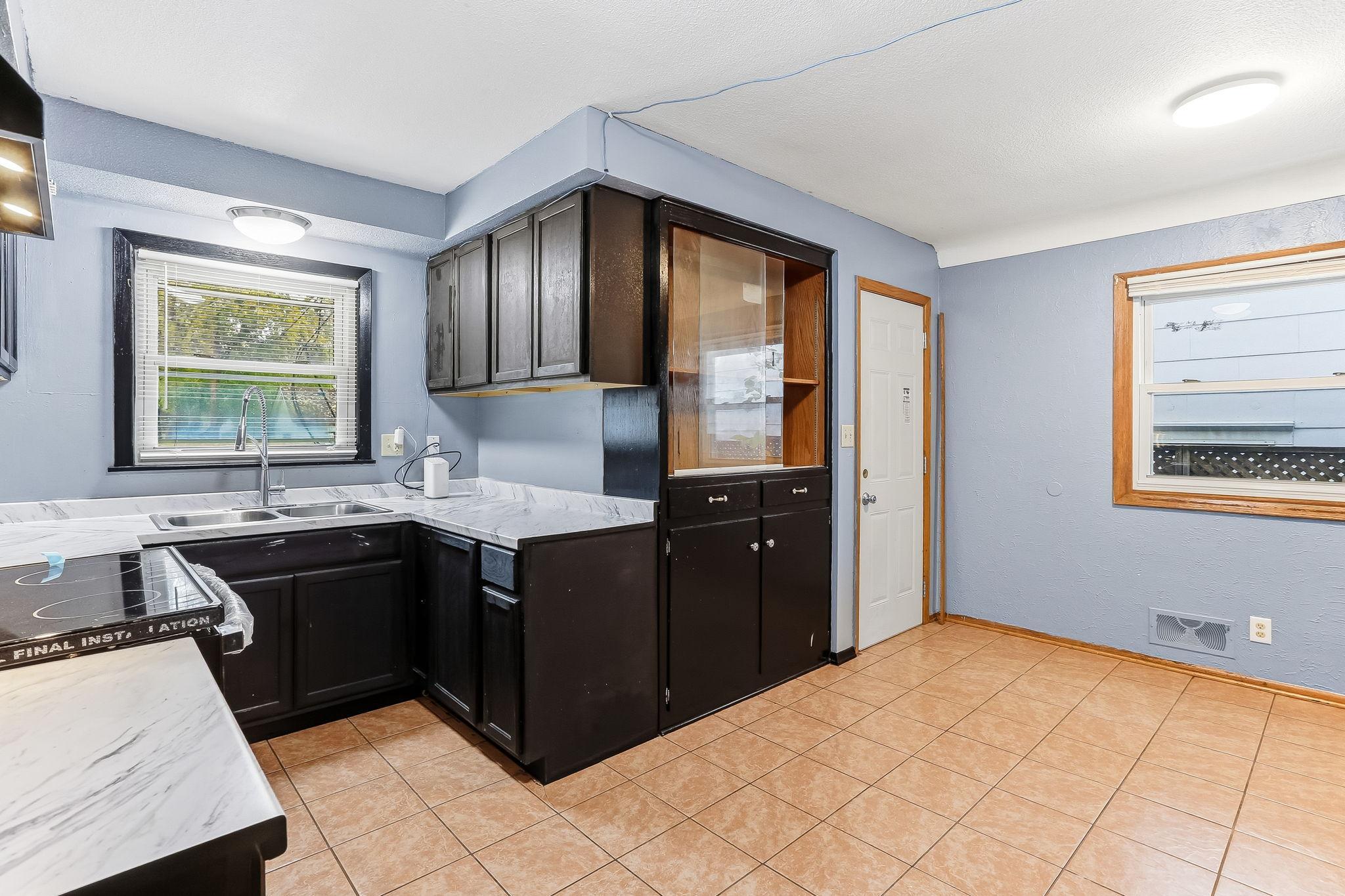 751 Van Buren Avenue