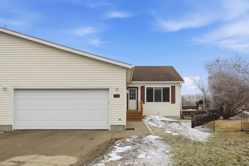Photo of 536 10th Avenue N, Casselton, ND 58012 (MLS # 7030494)