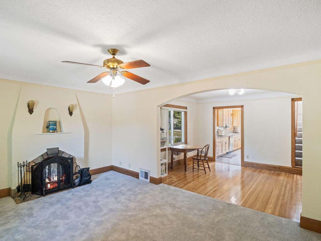 Photo of 5103 Douglas Drive N, Crystal, MN 55429 (MLS # 7114459)