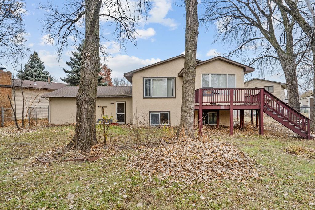Photo of 630 Hall Lane, Minneapolis, MN 55411 (MLS # 6822631)