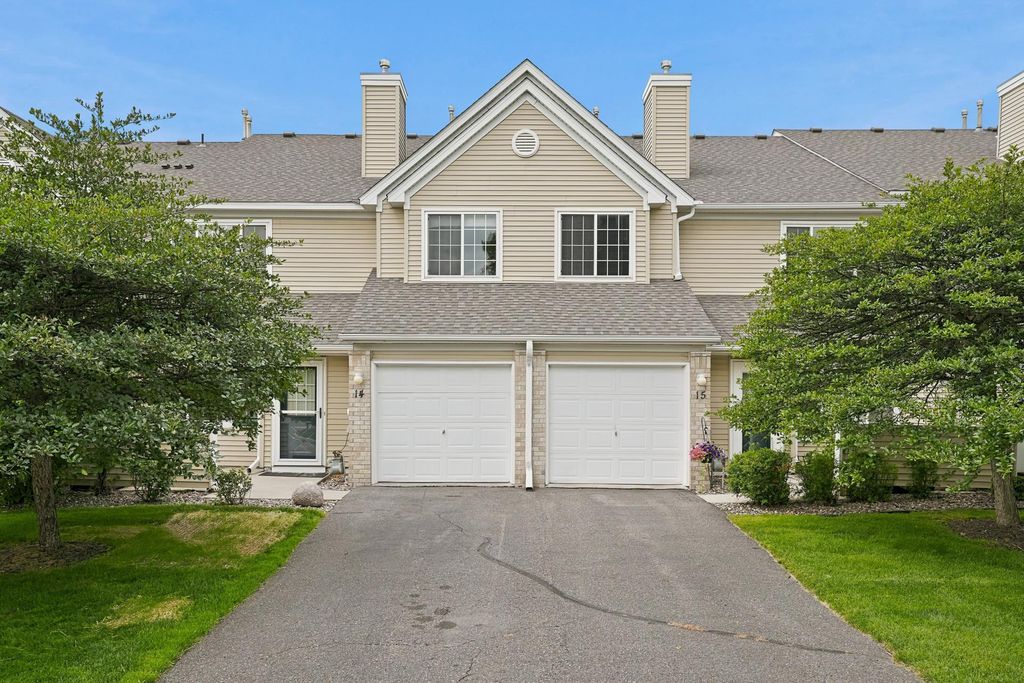 Photo of 2255 Ranchview Lane N #14, Plymouth, MN 55447 (MLS # 7106316)