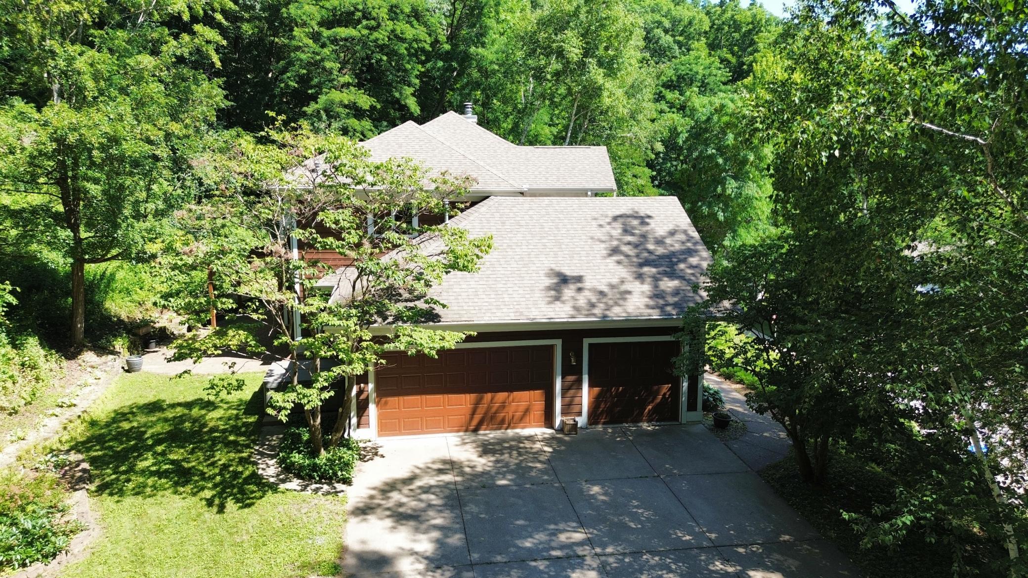 104 Forest Oak Court