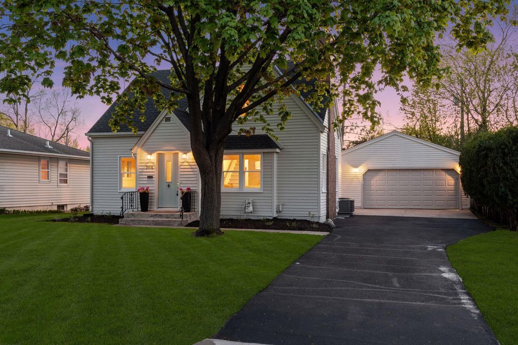 Photo of 5916 Beard Avenue S, Edina, MN 55410 (MLS # 7067419)