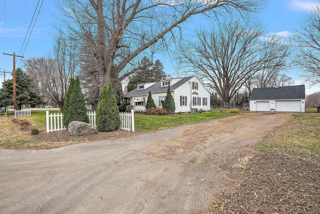 Photo of 15717 Clayton Avenue E, Coates, MN 55068 (MLS # 6821848)