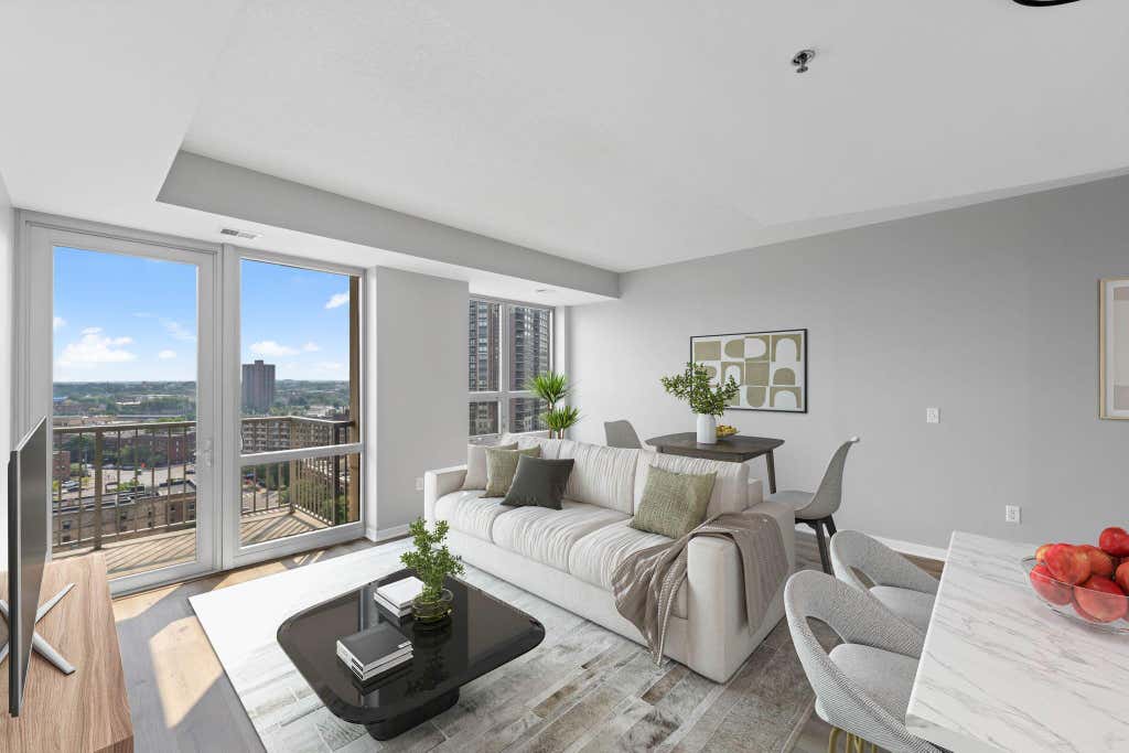 Photo of 929 Portland Avenue S #1310, Minneapolis, MN 55404 (MLS # 7121003)