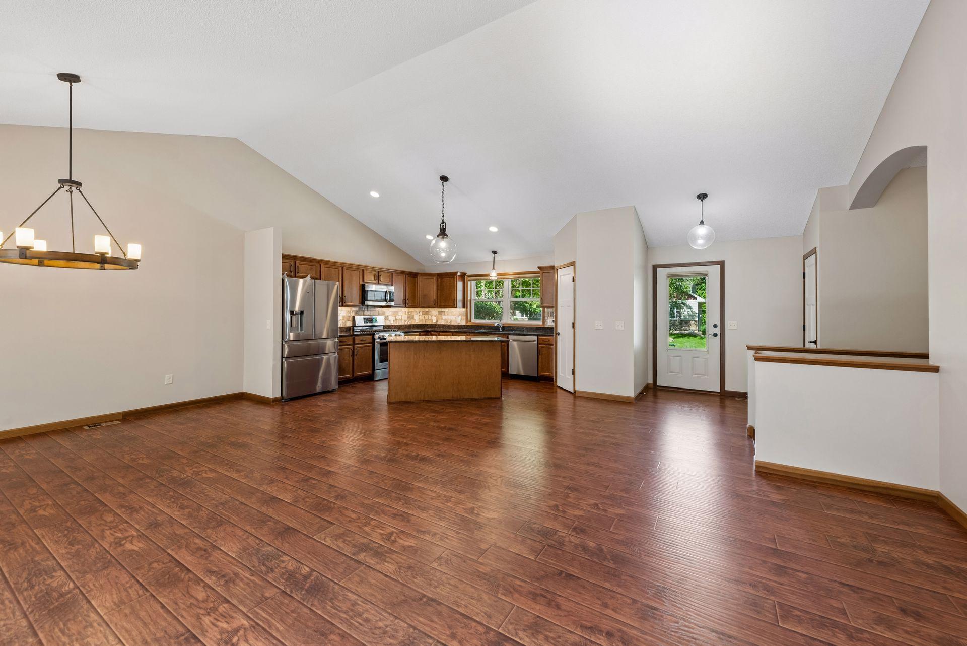 11763 Erskin Circle