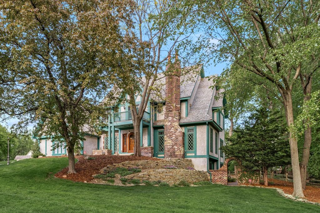 Photo of 13620 Gurney Path, Apple Valley, MN 55124 (MLS # 7072111)