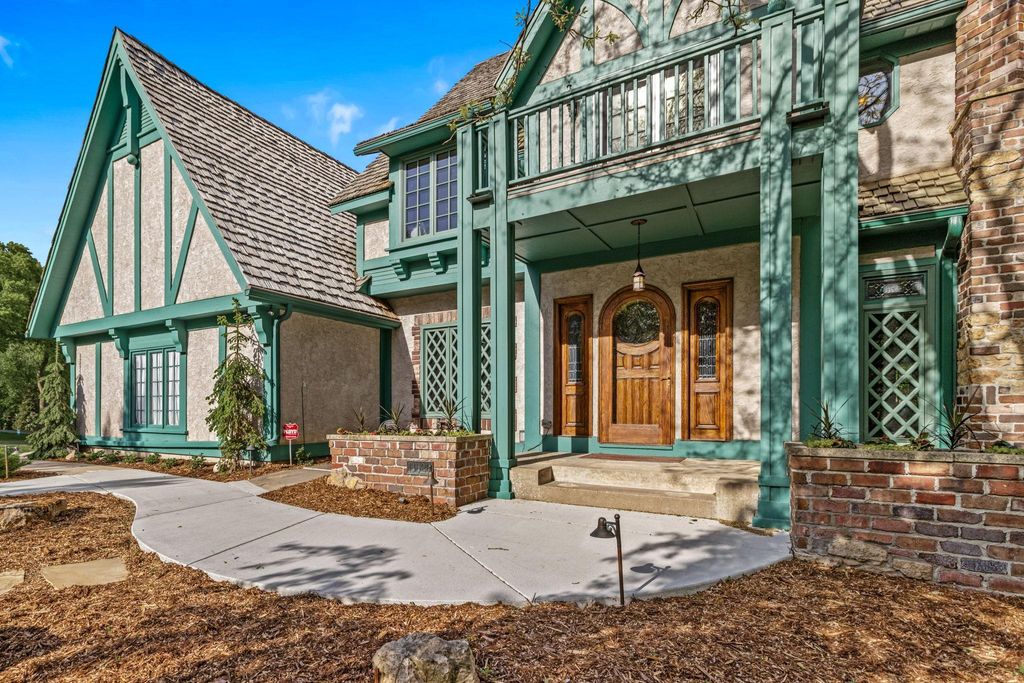 Photo of 13620 Gurney Path, Apple Valley, MN 55124 (MLS # 7072111)